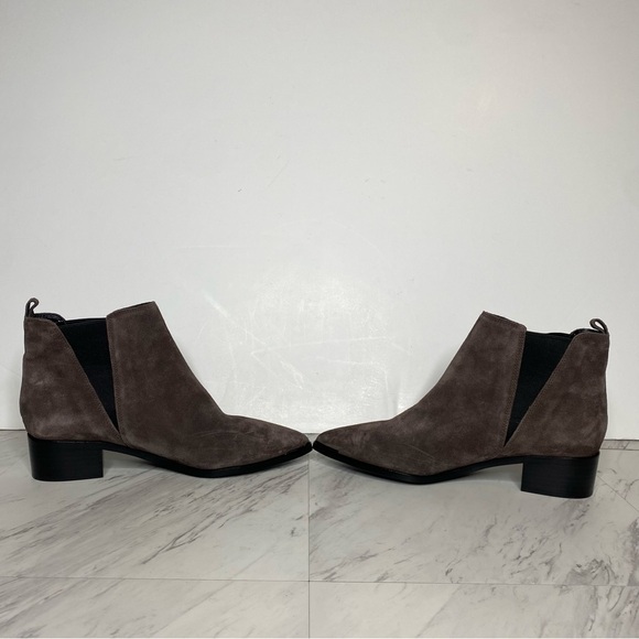 Marc Fisher Yale Gray Suede Pointy Toe Bootie 9.5 M - Picture 5 of 15